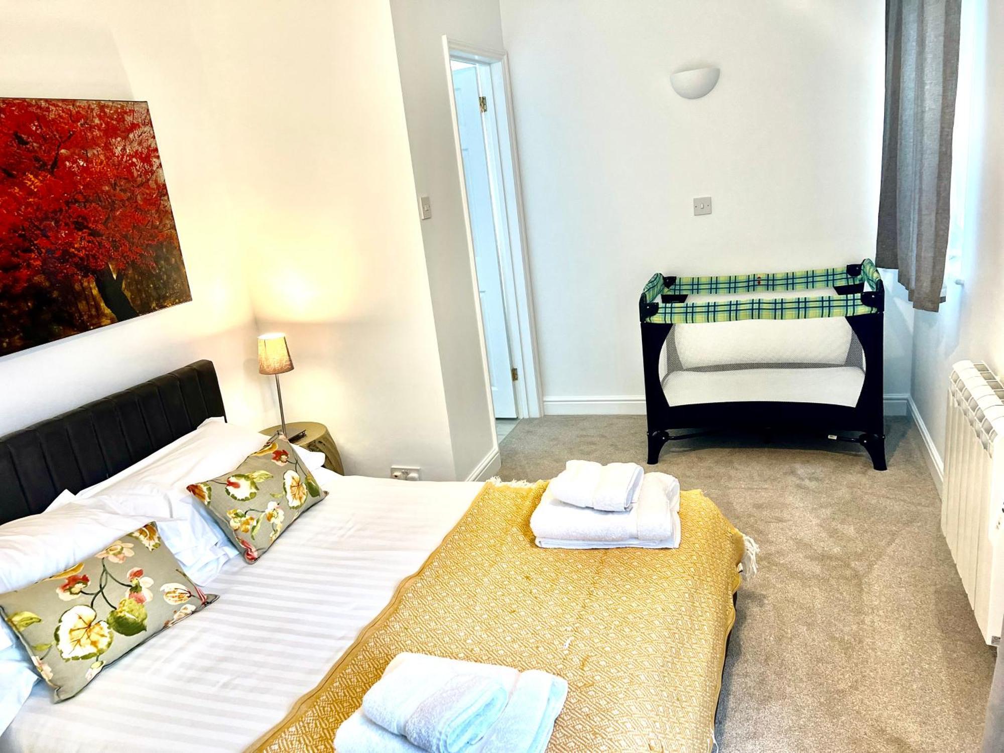 Castleford Cottage , Lowermill Estate Somerford Keynes ภายนอก รูปภาพ